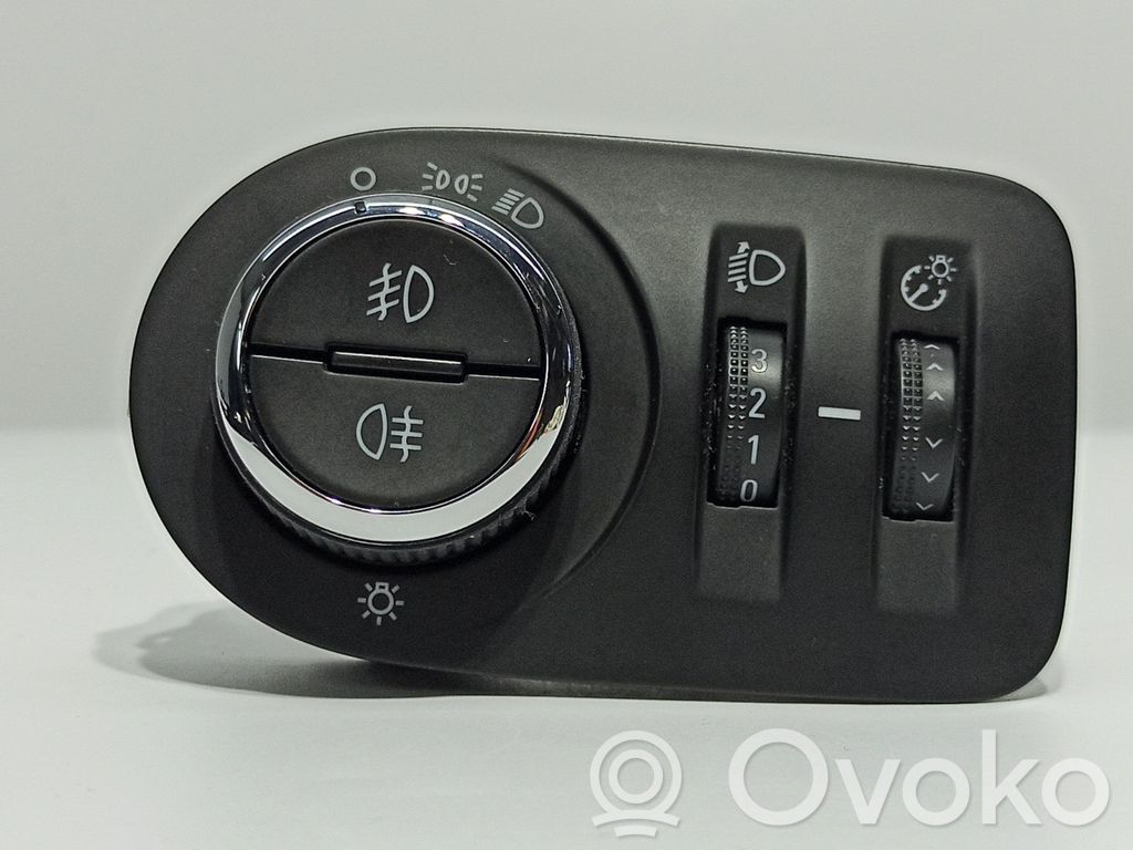 Panelės apšvietimo reguliavimo jungtukas   13470445,A178501