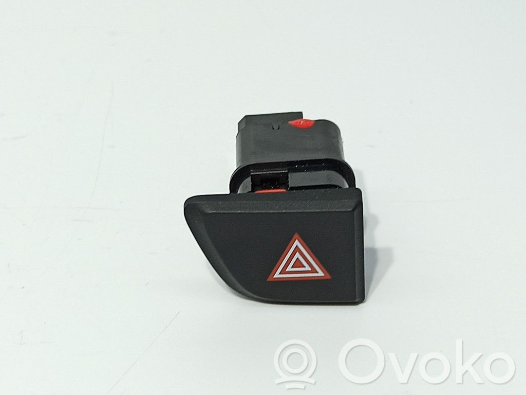 Opel Mokka X Hazard light switch 