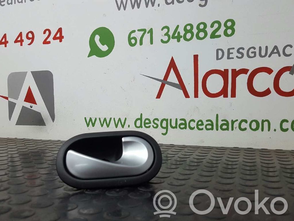 Manecilla interna puerta delantera   8200310580,310580