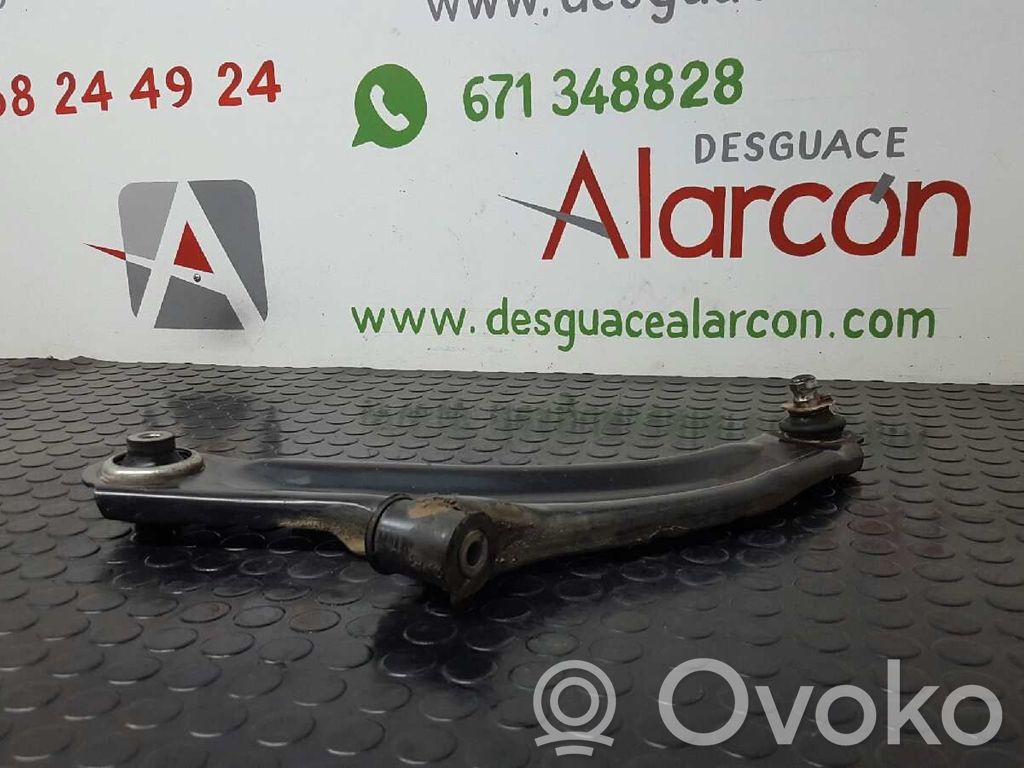 Renault Clio III Front control arm 