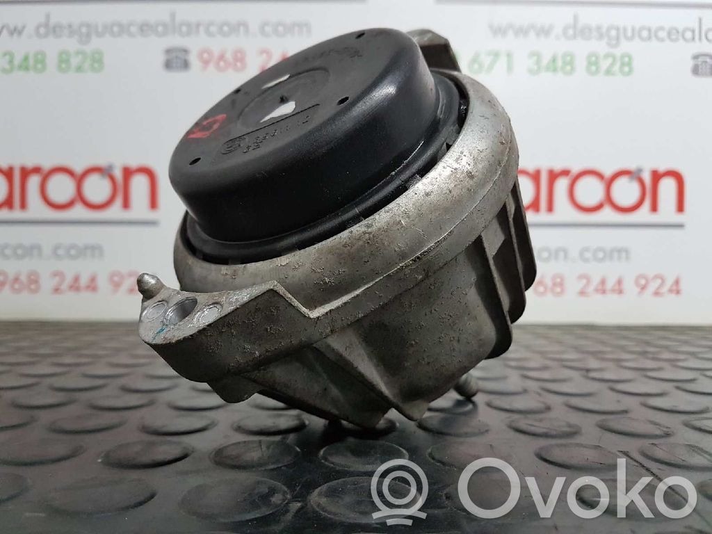 Engine mount bracket   22116768800,13981112,676880003