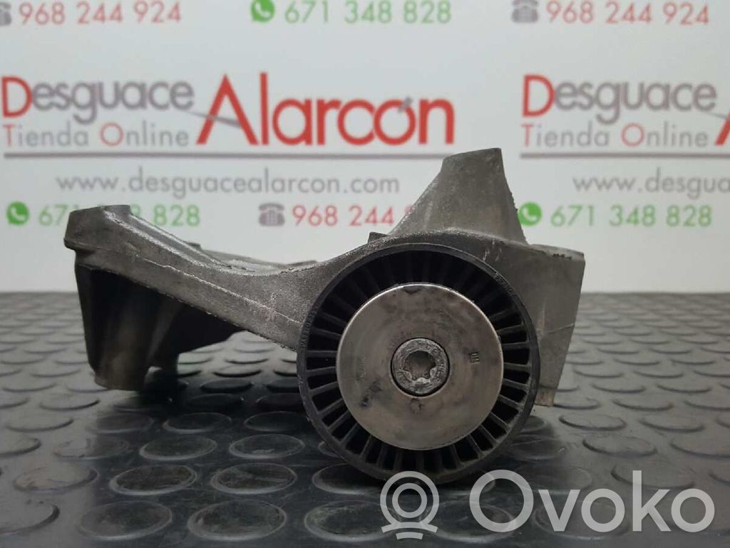 Engine mounting bracket   55191339