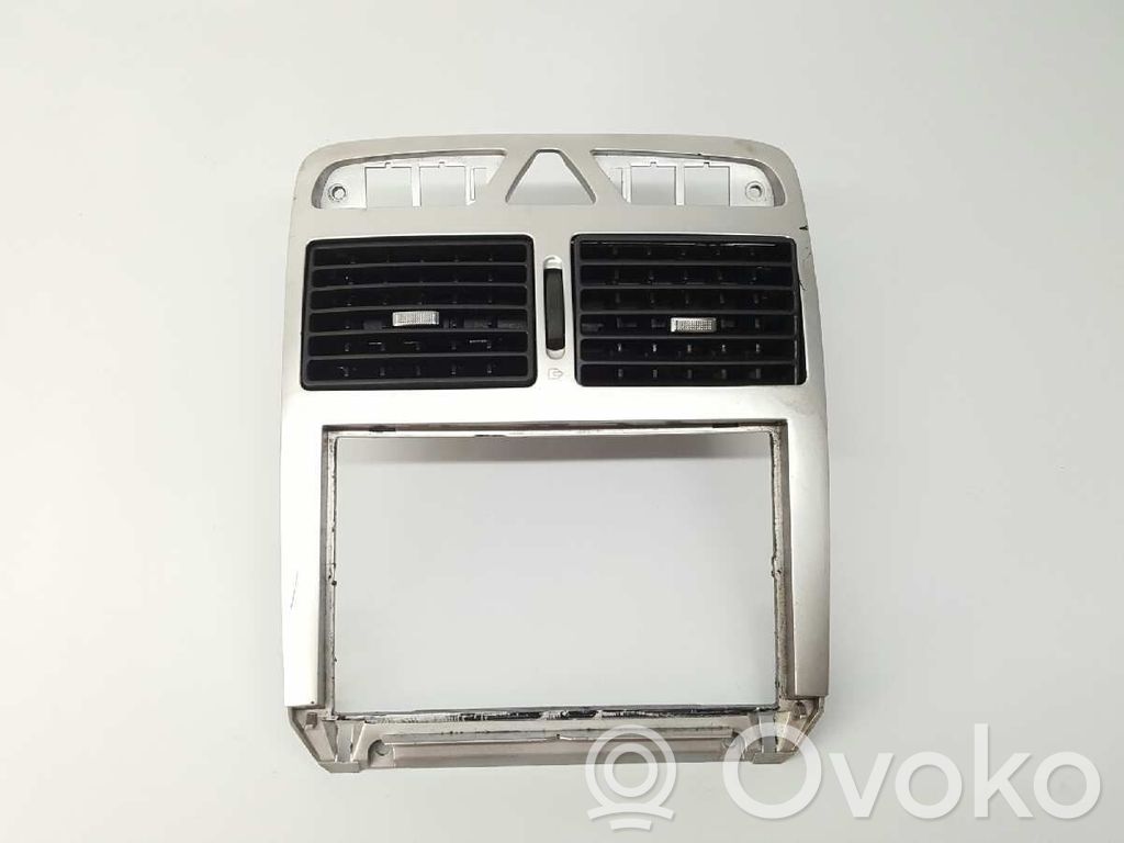 Conducto/guía del intercooler   8231CS