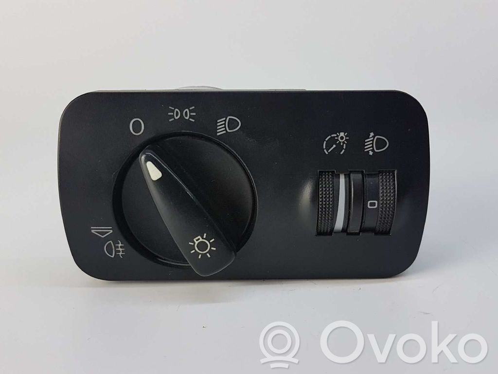 Seat Ibiza II (6k) Interruttore di regolazione dell’illuminazione del quadro