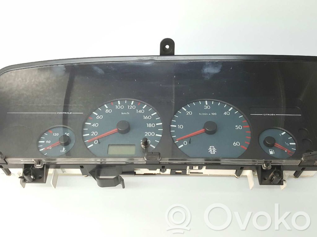 Citroen Xantia Licznik / Prędkościomierz 