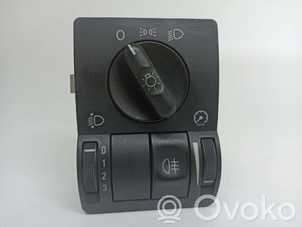 Panel lighting control switch   9116612,17020524119