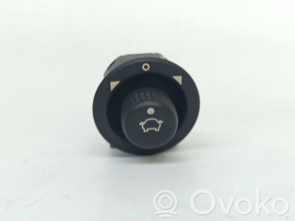 Interruptor del espejo lateral   4495427,93BG17B676BB