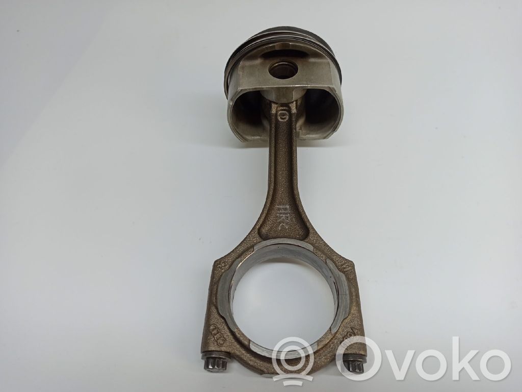 Audi A6 S6 C6 4F Pārnesumkārbas stiprinājuma kronšteins 