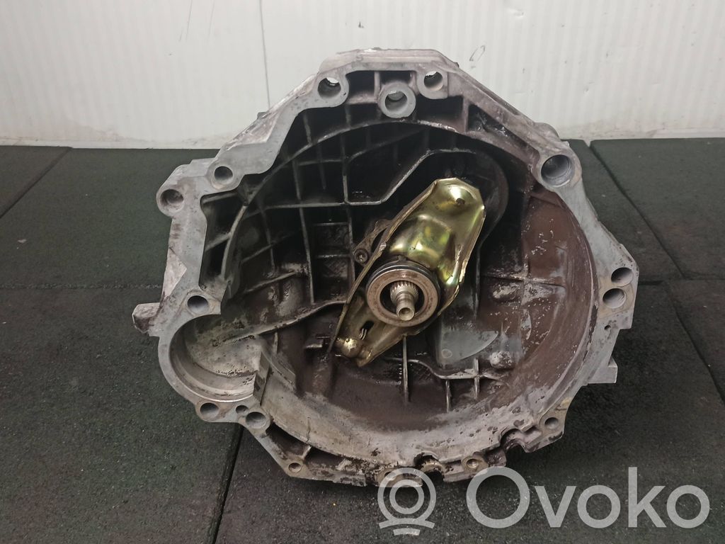 Audi A4 S4 B6 8E 8H Scatola del cambio manuale a 5 velocità 