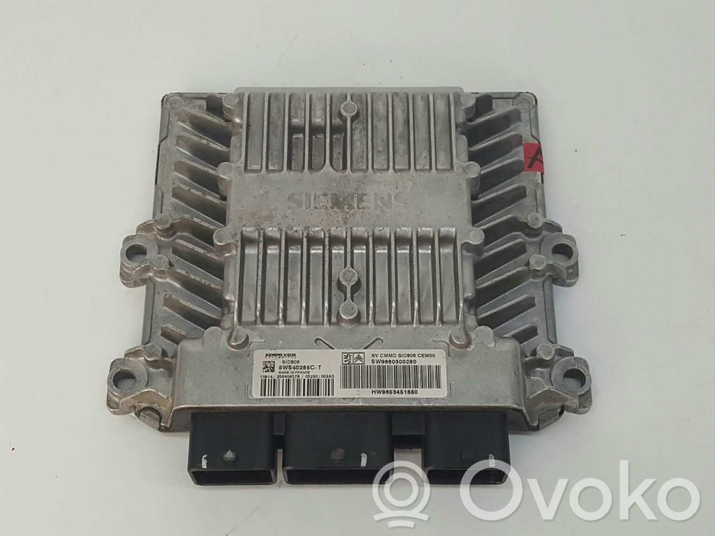 Unidad de control/módulo del motor   1942F9,1942G0