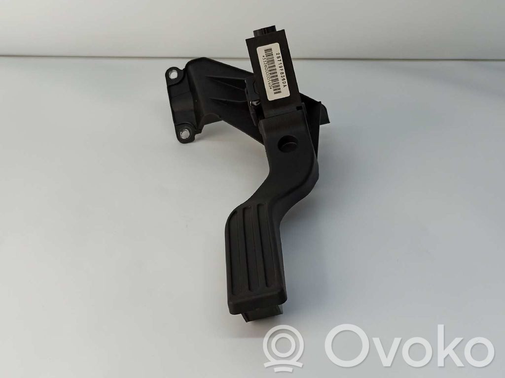 Acceleration sensor   2S719F836DA