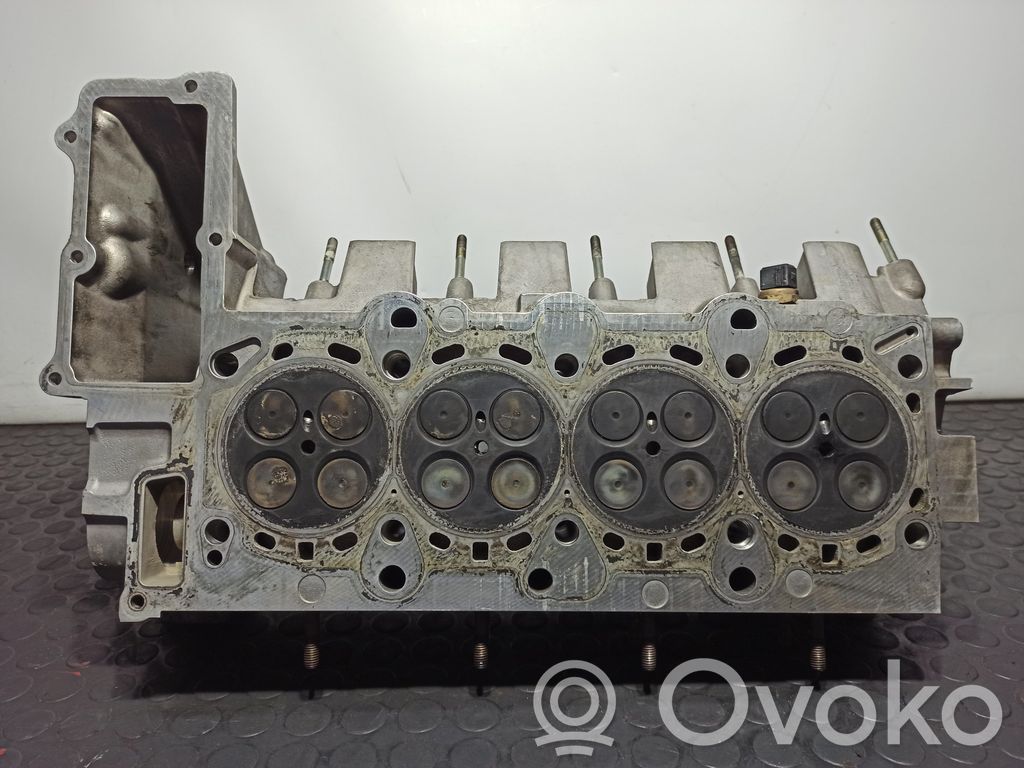 Engine head   11127786361,22466019