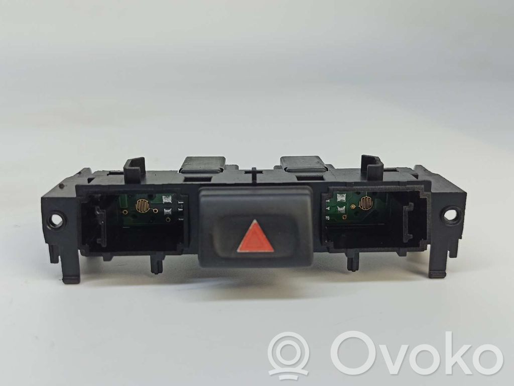 Jaguar X-Type Hazard light switch 
