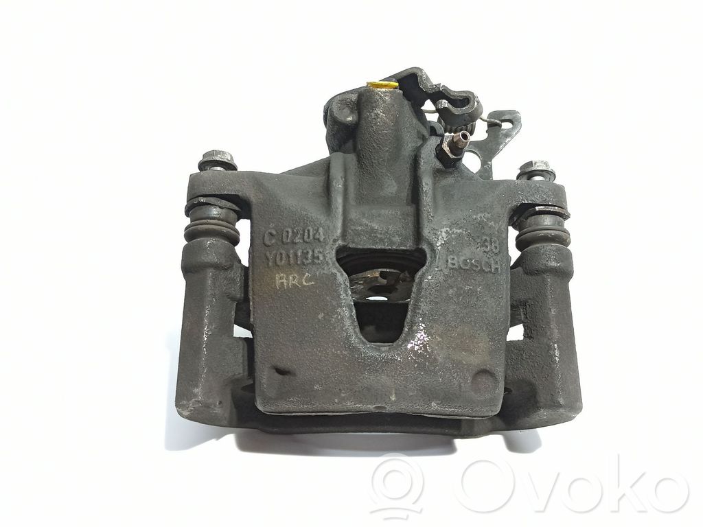 Ford Mondeo Mk III Zacisk hamulcowy przedni 