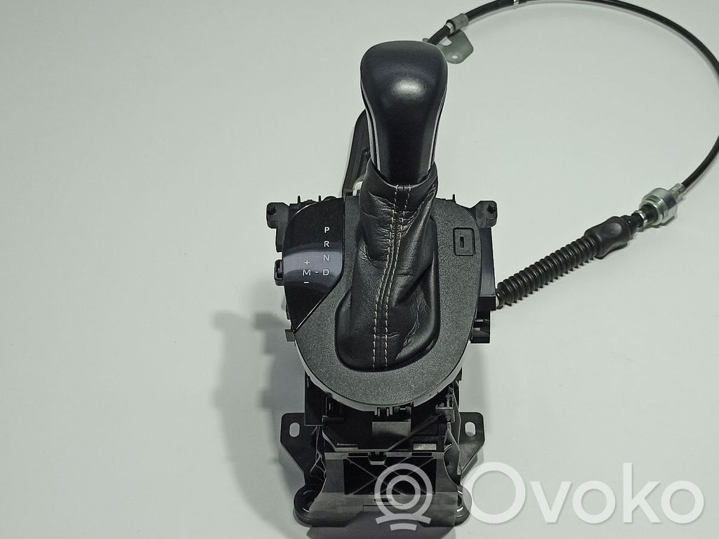 Toyota Aygo AB40 Asta della leva del cambio