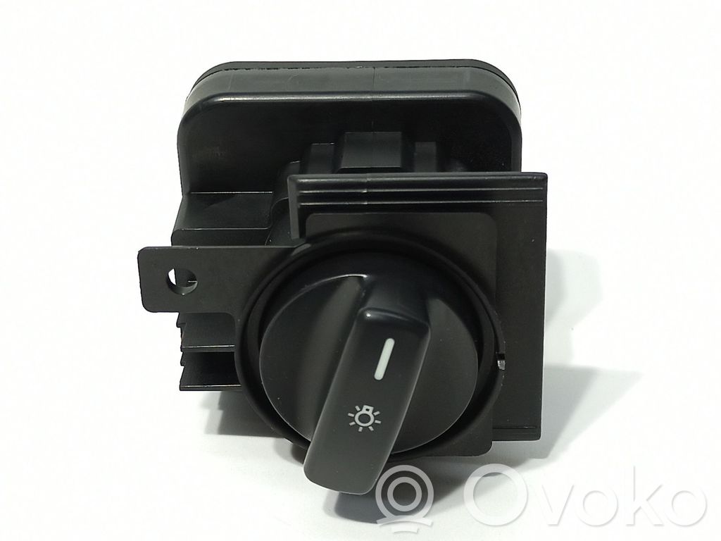 Interruptor de control del panel de luces   A1695451304,A16954513049174,A16954528049174