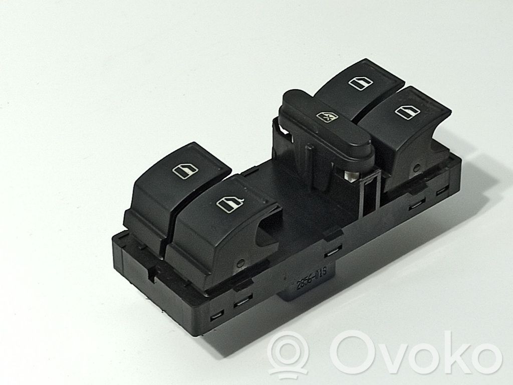 Volkswagen Jetta V Przyciski szyb