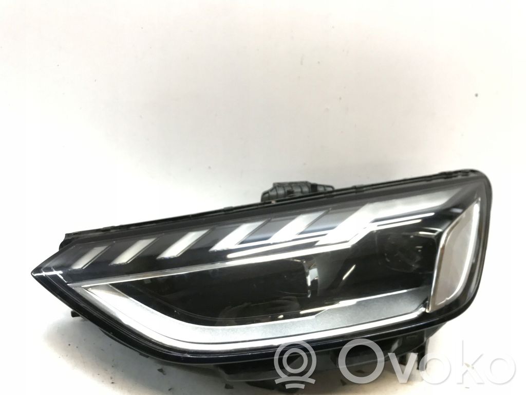 Audi A4 S4 B9 8W Phare frontale 