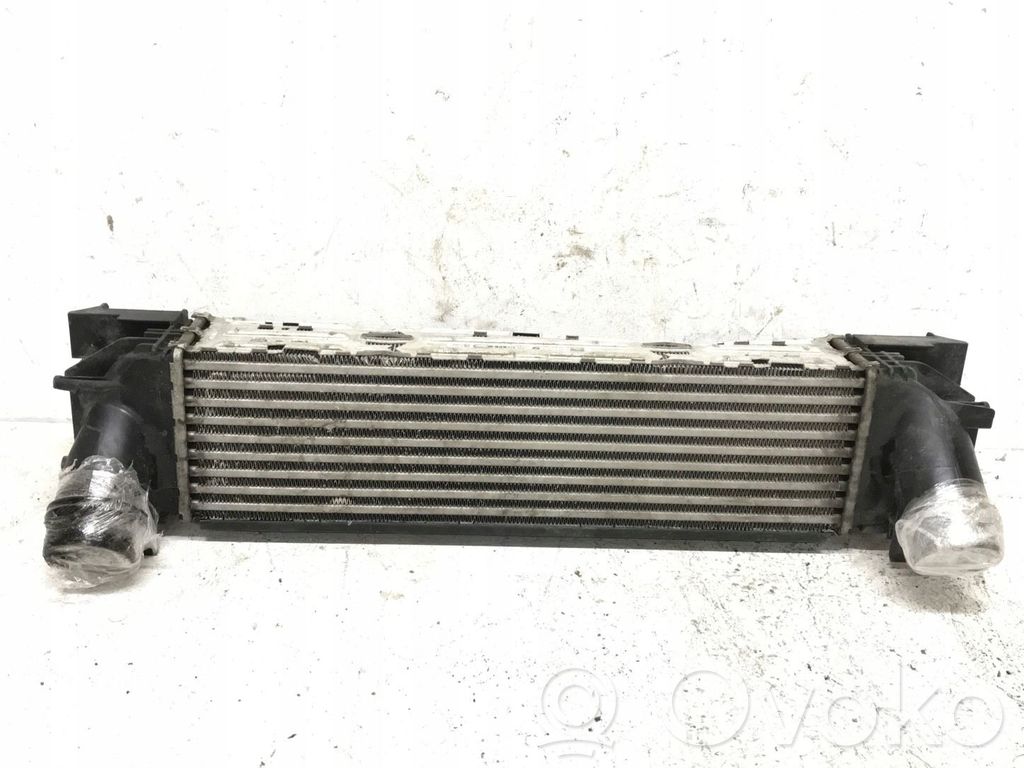 BMW 3 F30 F35 F31 Interkūlerio radiatorius 