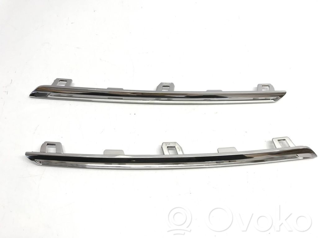Renault Megane IV Atrapa chłodnicy / Grill 