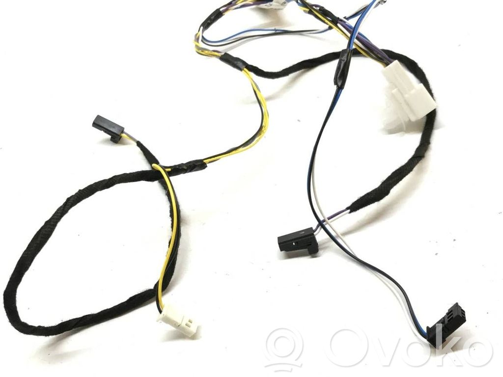 Tesla Model Y Otros cableados 