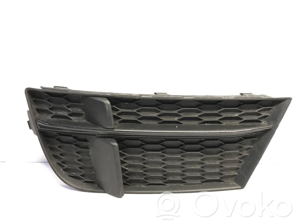 Audi A3 S3 8V Rejilla inferior del parachoques delantero 