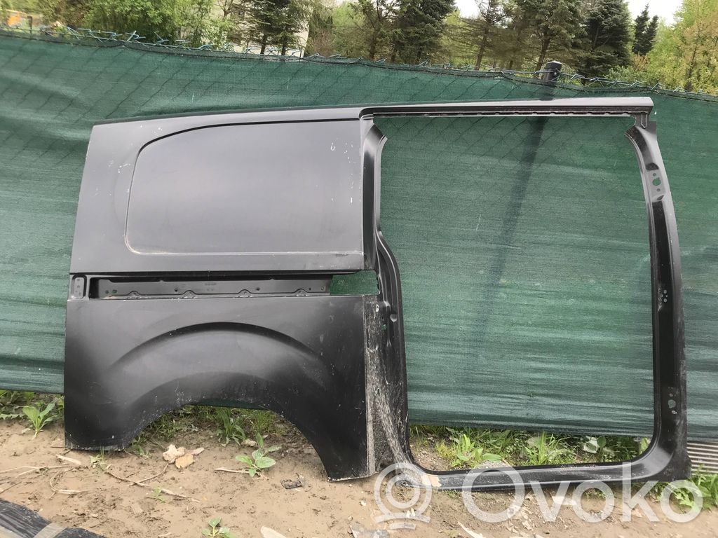 Toyota Proace Takakulmapaneeli 