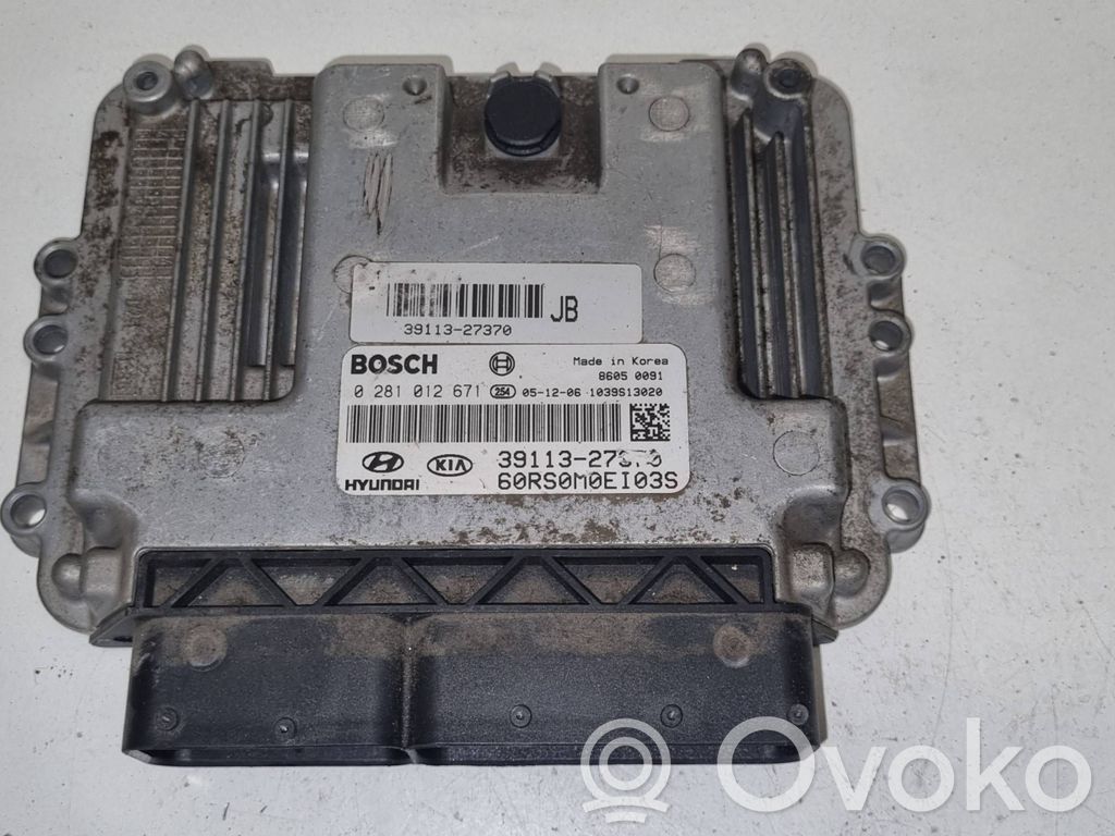 KIA Carens II Engine control unit/module 
