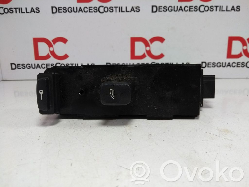 Volvo XC90 Electric window control switch 