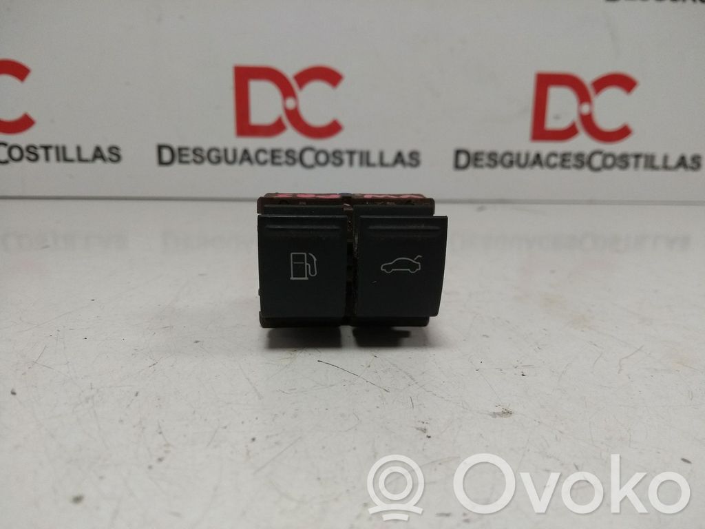 Interruptor de control multifunción   3C0959903B