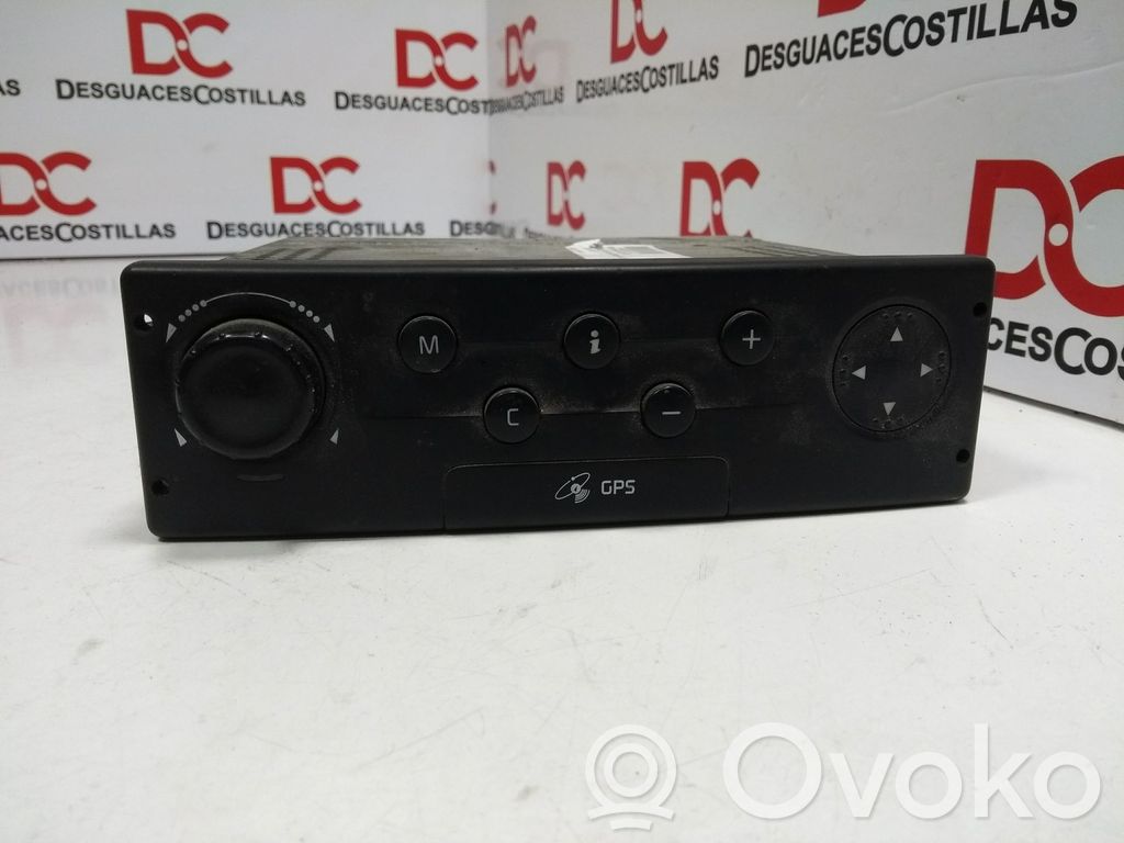 Renault Trafic I Radio/CD/DVD/GPS head unit 