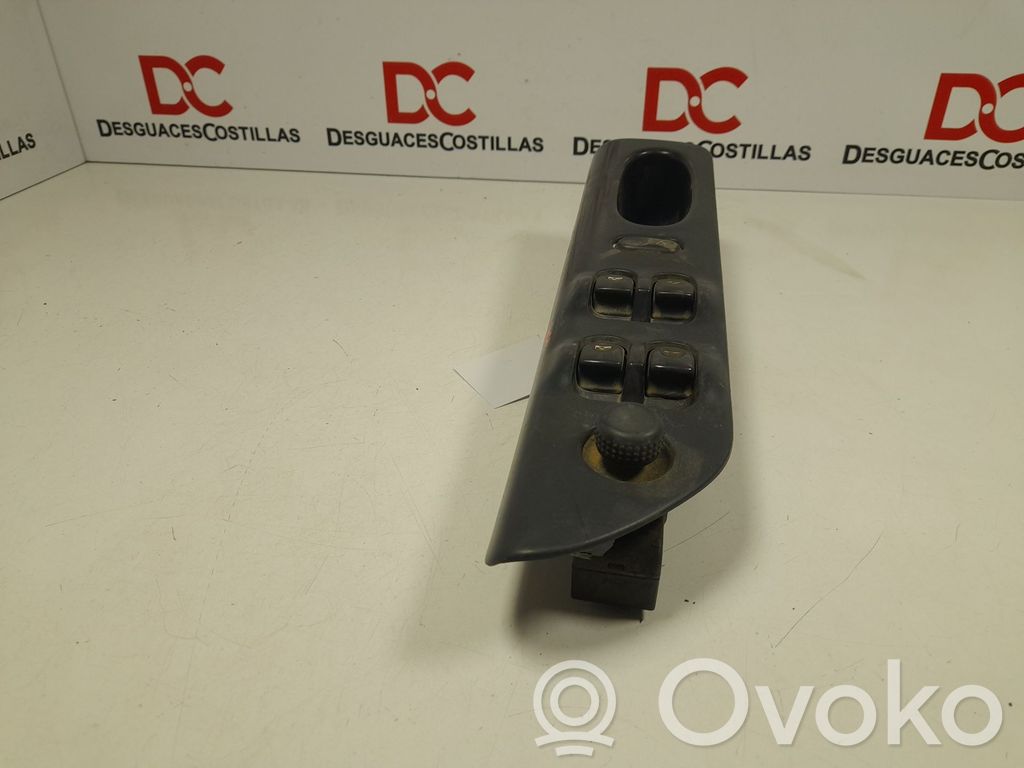 Renault Laguna I Electric window control switch 