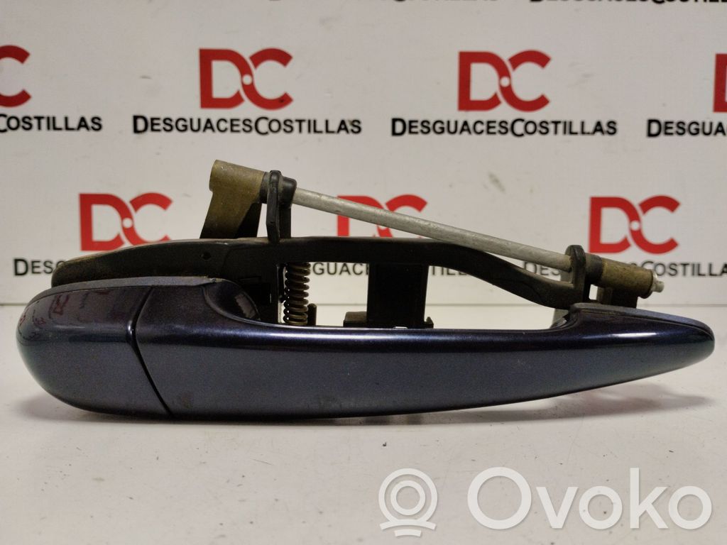 Manecilla externa puerta delantera   51218253456