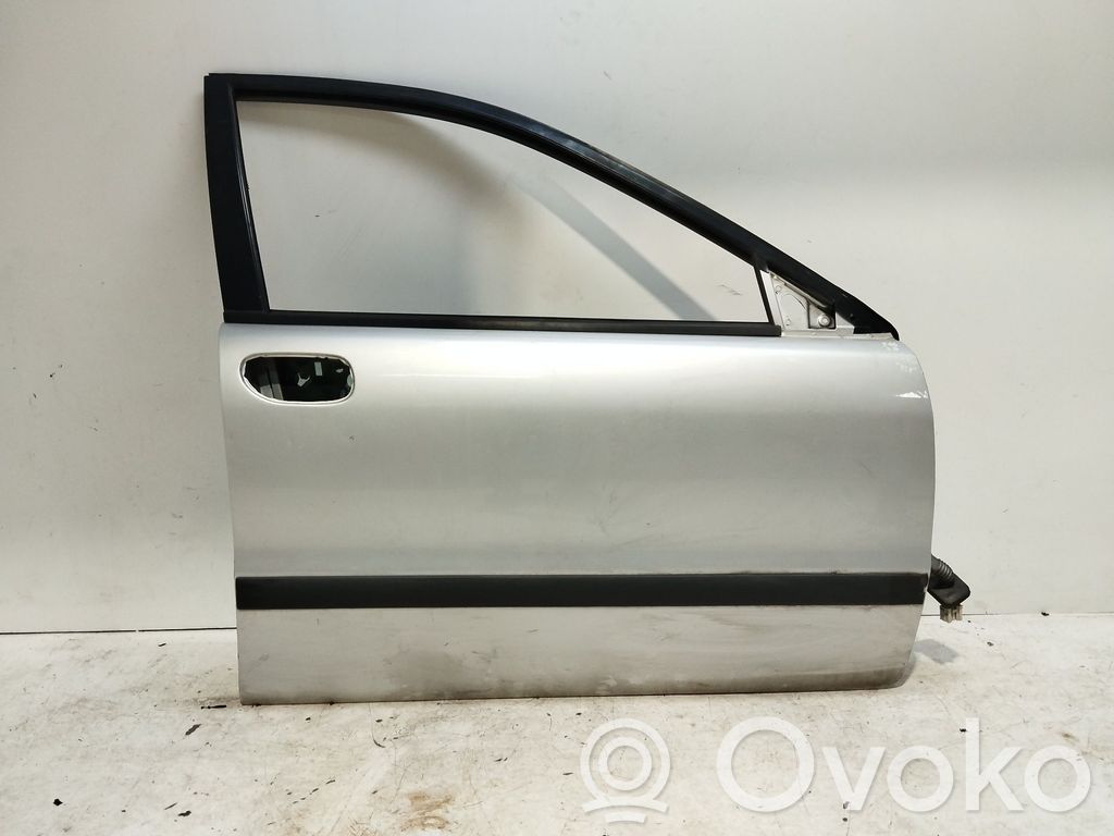 Volvo S40, V40 Puerta delantera 