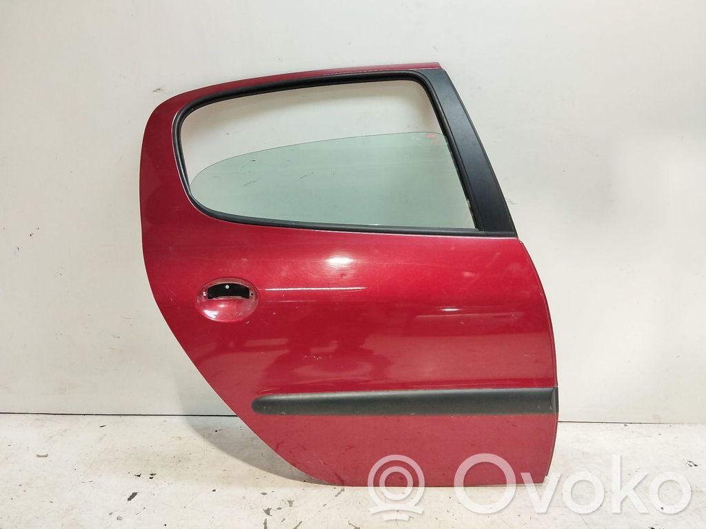 Peugeot 206 Galinės durys 