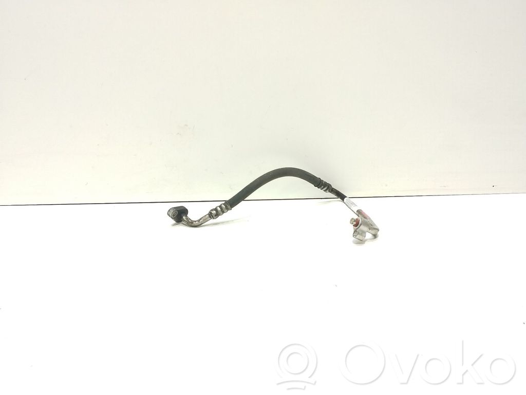 Ford Focus Air conditioning (A/C) pipe/hose 