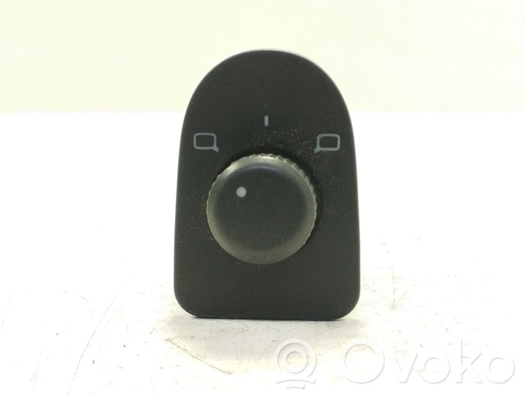 Seat Toledo II (1M) Interruptor del espejo lateral 