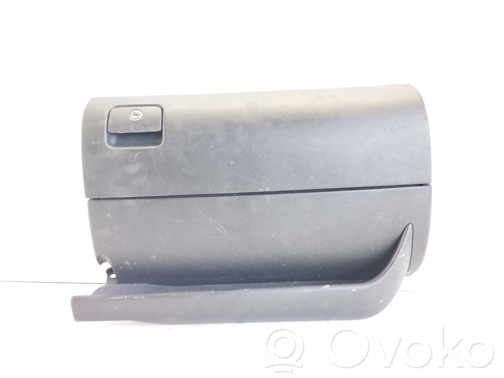 Guantera   8L1857095
