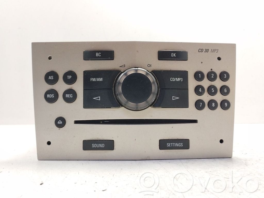 Opel Corsa D Steuergerät Audioanlage Soundsystem Hi-Fi 