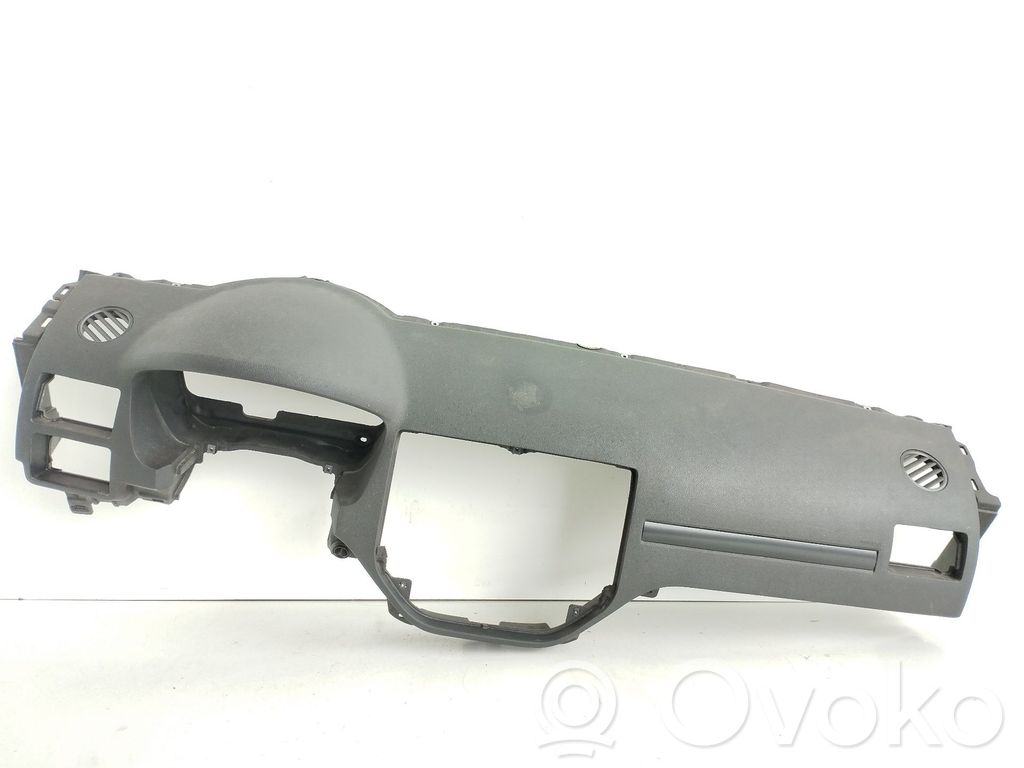 Ford Kuga I Dashboard 