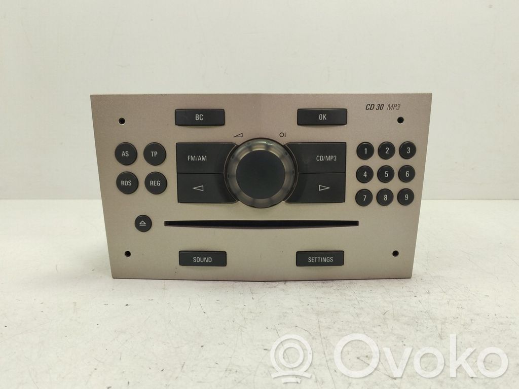 Opel Corsa D Steuergerät Audioanlage Soundsystem Hi-Fi 