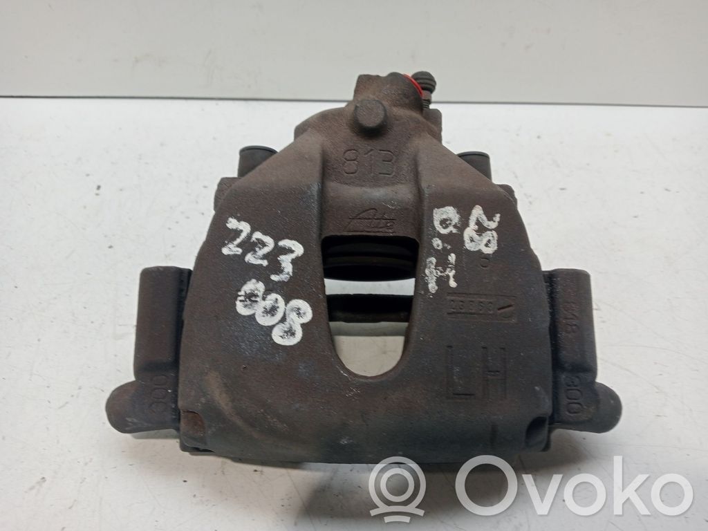 Volvo C30 Priekinis suportas 