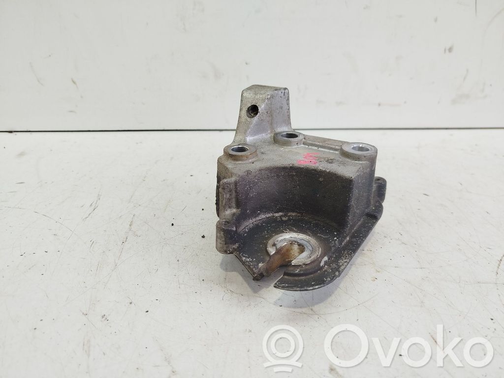 Engine mount bracket   9645030780