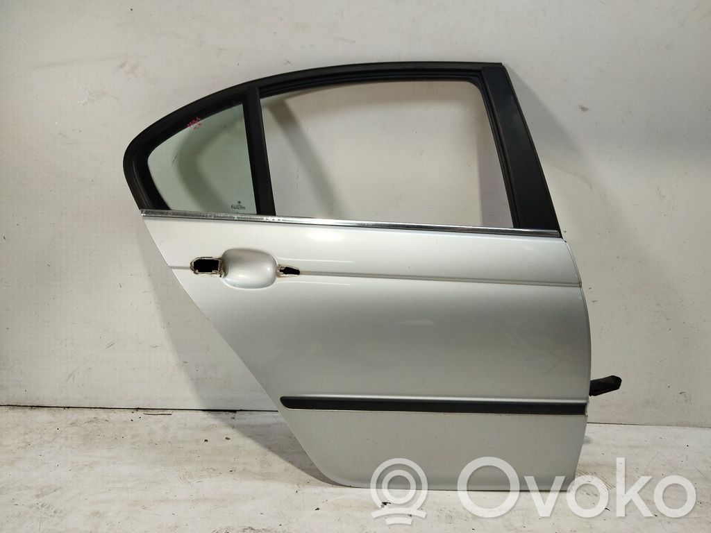 BMW 3 E46 Galinės durys 