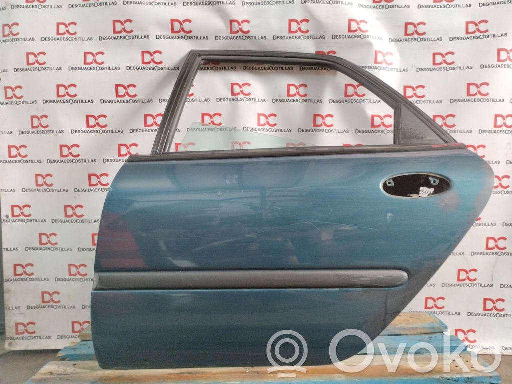 Renault Laguna I Puerta trasera 