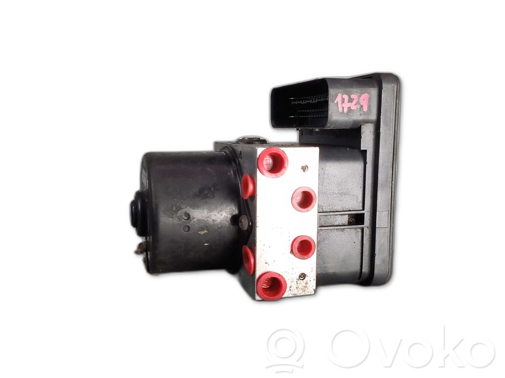 ABS bloks   8M512C405AA