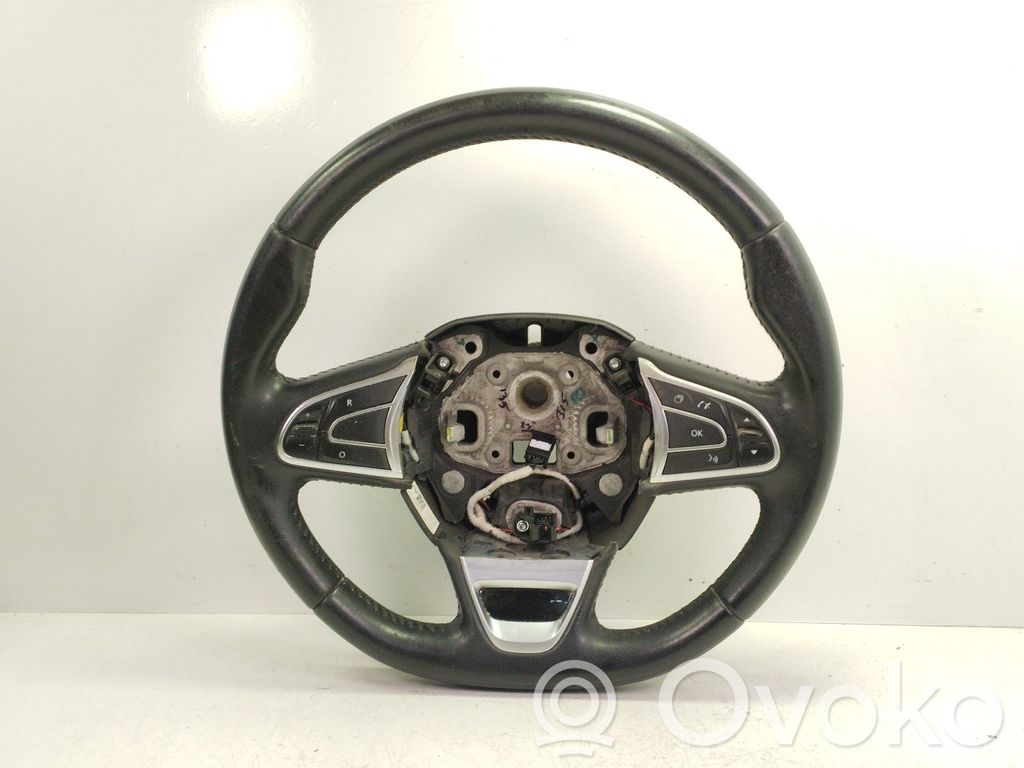 Renault Megane IV Ohjauspyörä 