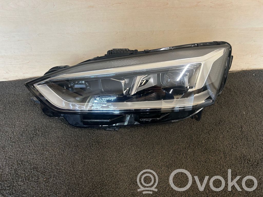 Audi A5 Headlight/headlamp 
