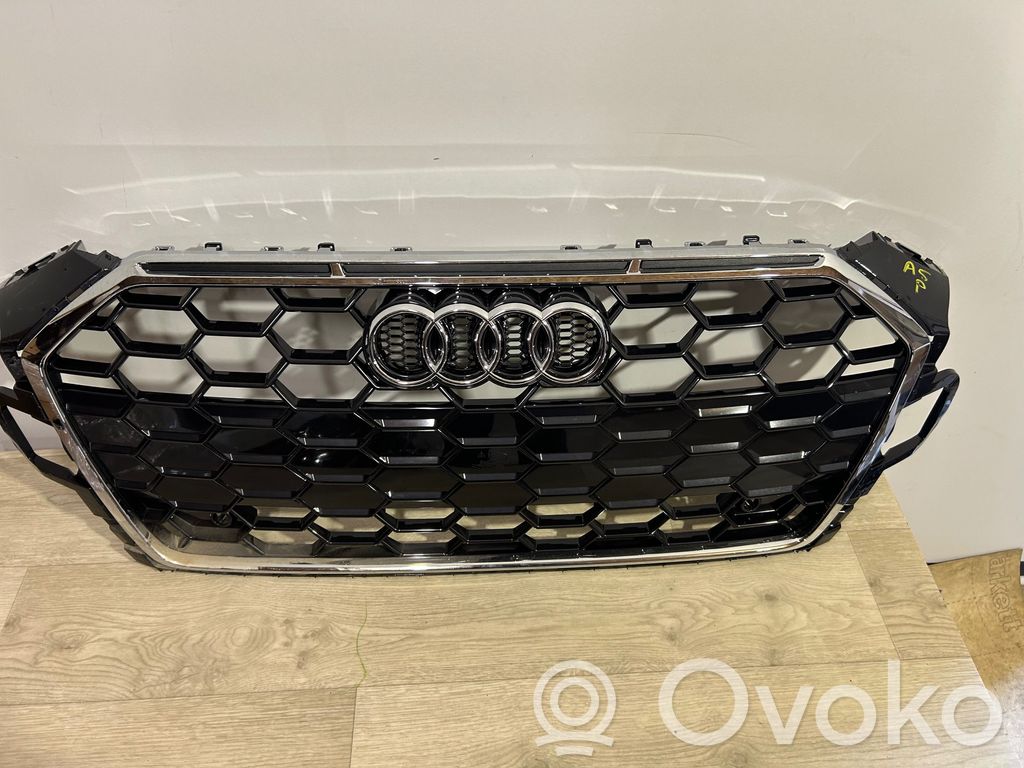 Audi A5 Rejilla superior del radiador del parachoques delantero 