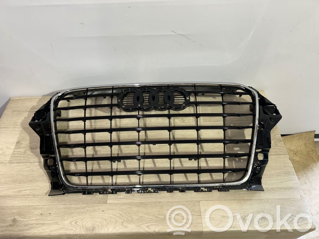 Audi A3 S3 8V Maskownica / Grill / Atrapa górna chłodnicy 